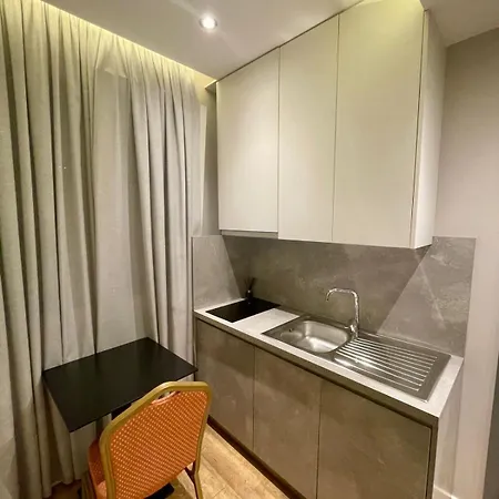 Premium City Studio & *